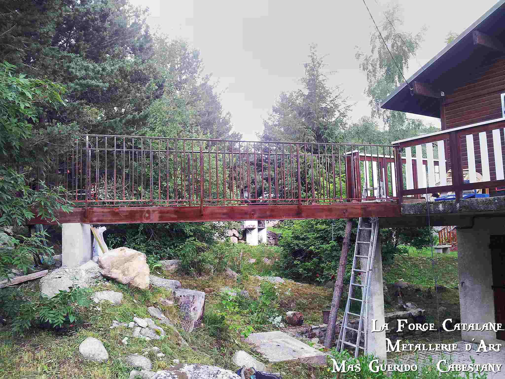 Passerelle rouille caillebotis fer Forge Catalane Cabestany (3).jpg